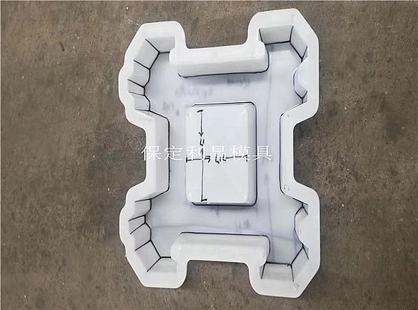 连锁护坡模具