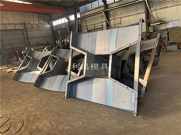 扭工块模具