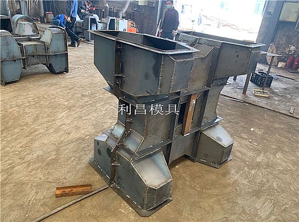 海边四脚空心块模具