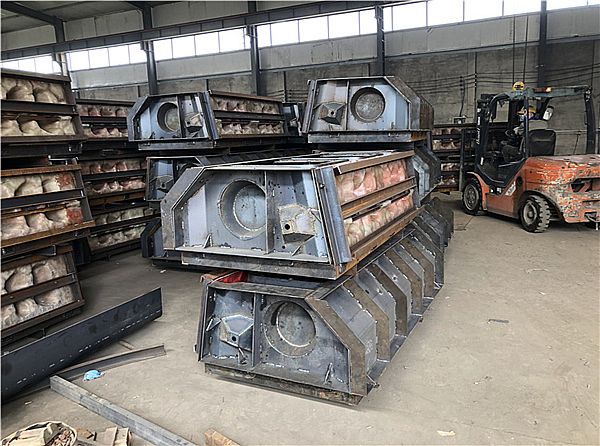 阶梯式挡土墙模具的简介