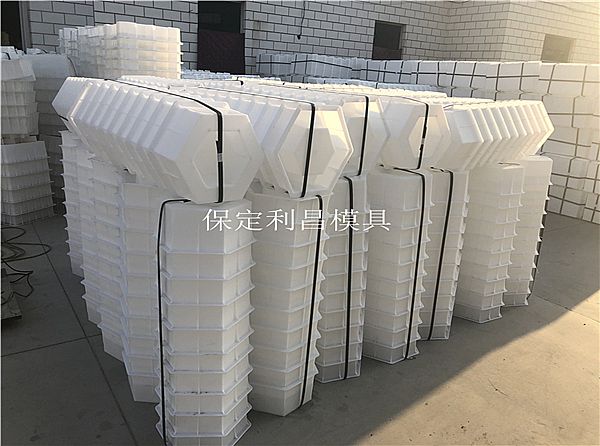 铁路护坡模具如何保证护坡工程安全