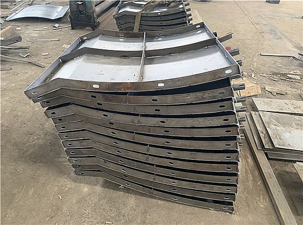 高速公路防撞墙模具 意义与使用说明