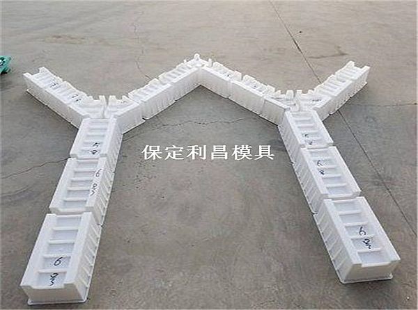 人字骨架模板_技术与支持