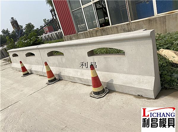 新泽西护栏模具 守护高速安全的卫士